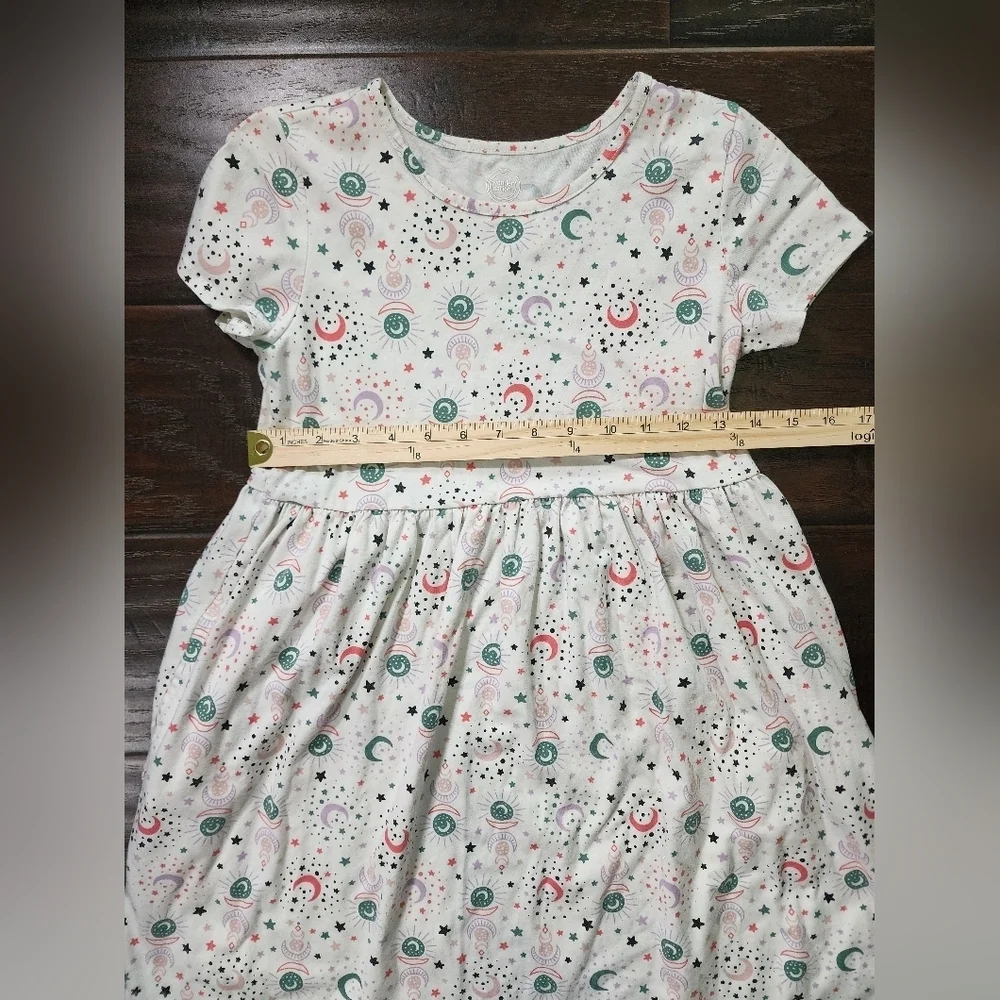Wonder Nation Girls Moon and Star Casual Play Dress With Pockets